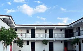 Hotel Motel La Escondida